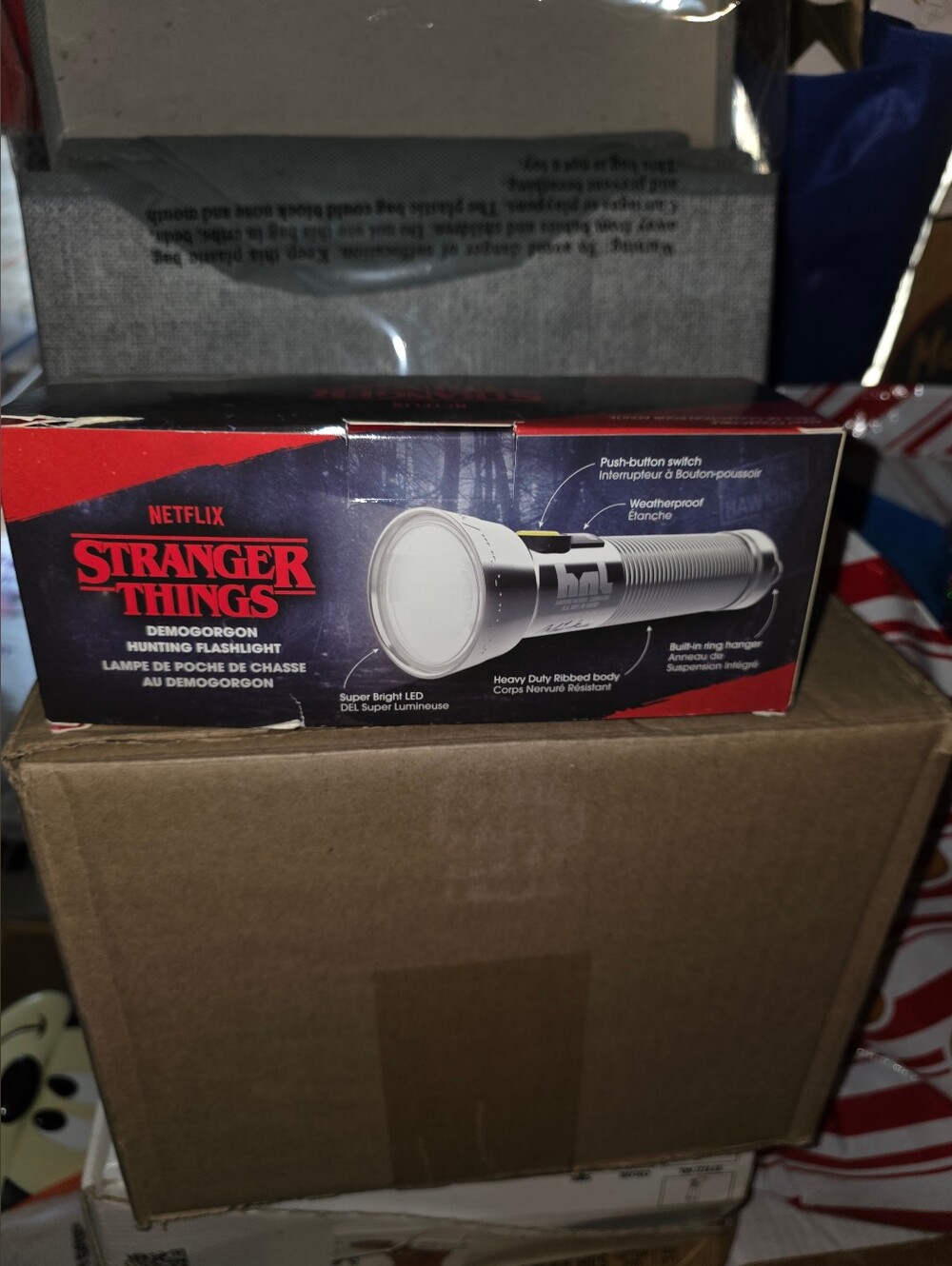 Netflix Stranger Things - Adult Collectible Demogorgon Hunting Flashlight